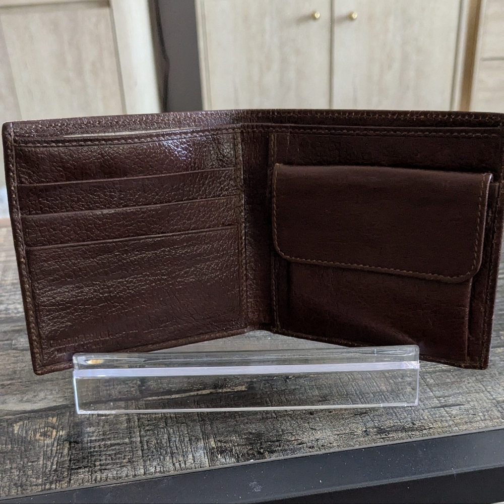 Giorgio Armani Wallet - Gently Used - Picture 4 of 6